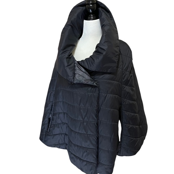 KYODAN| Reversible Puffer Capelet, Blk/Camo high neck, with snaps EUC - Picture 6 of 16